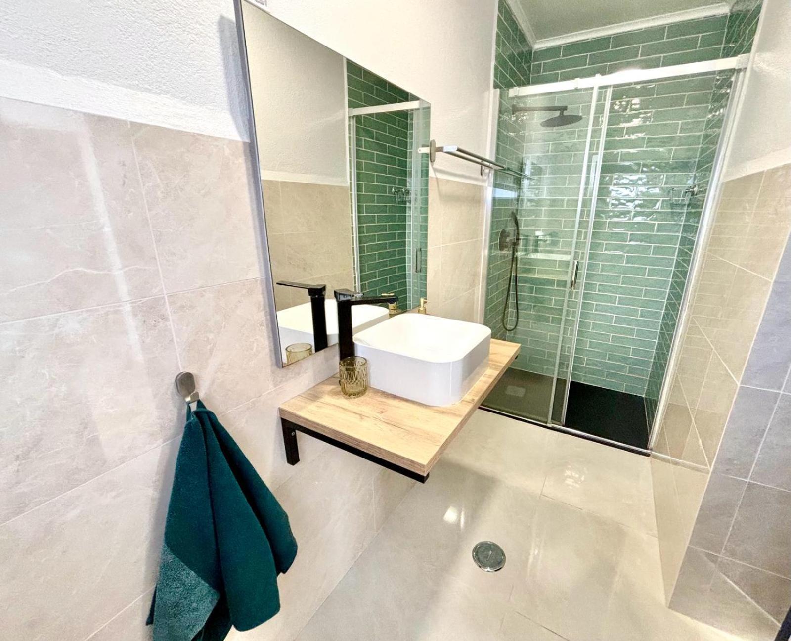 Pine & Apple Beach House Colares Exteriér fotografie