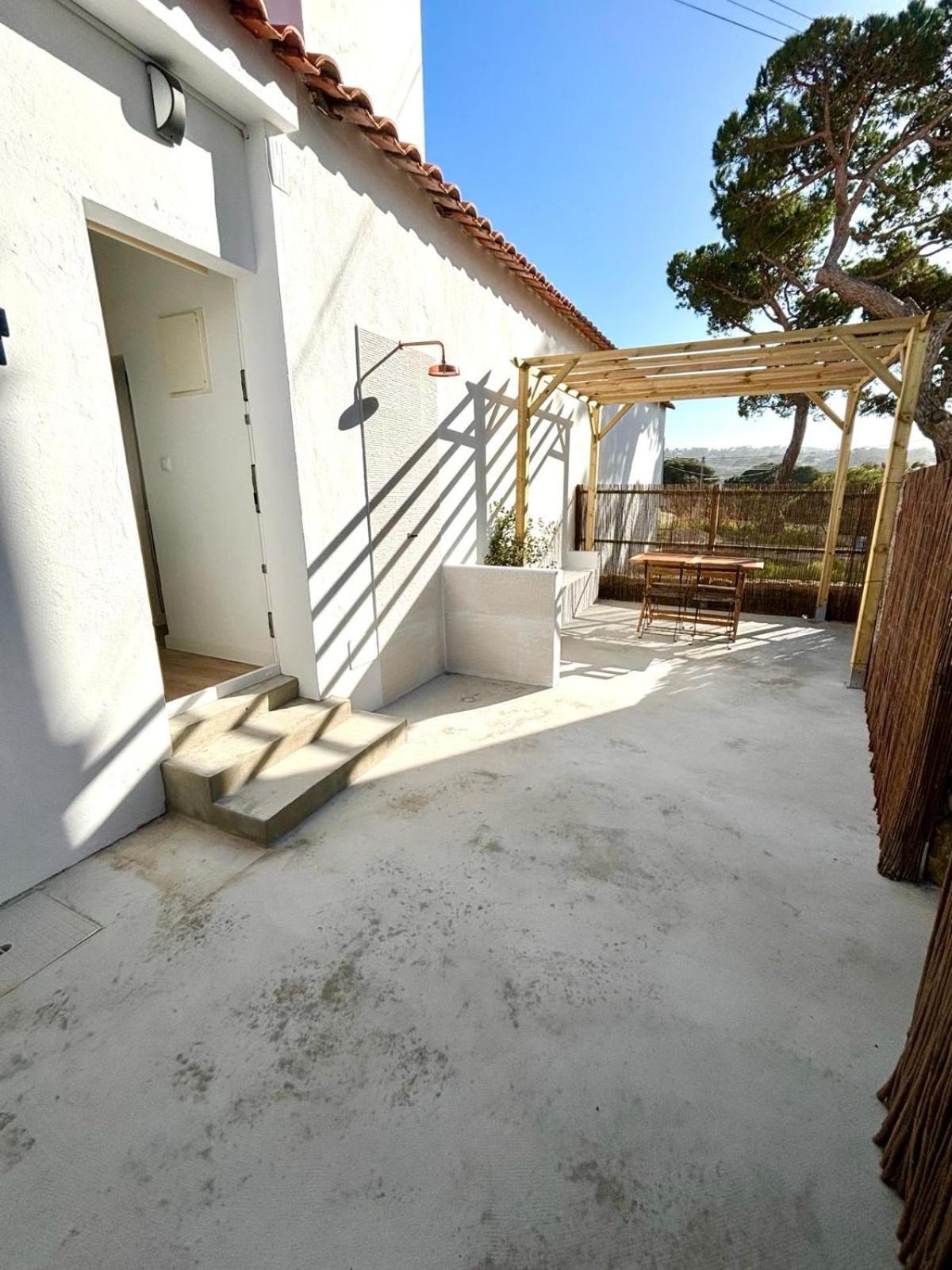 Pine & Apple Beach House Colares Exteriér fotografie